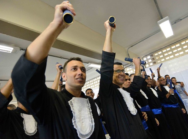 Formação profissional é considerada fundamental para a reinserção social dos detentos. Foto: Carlos Alberto (Imprensa/MG)
